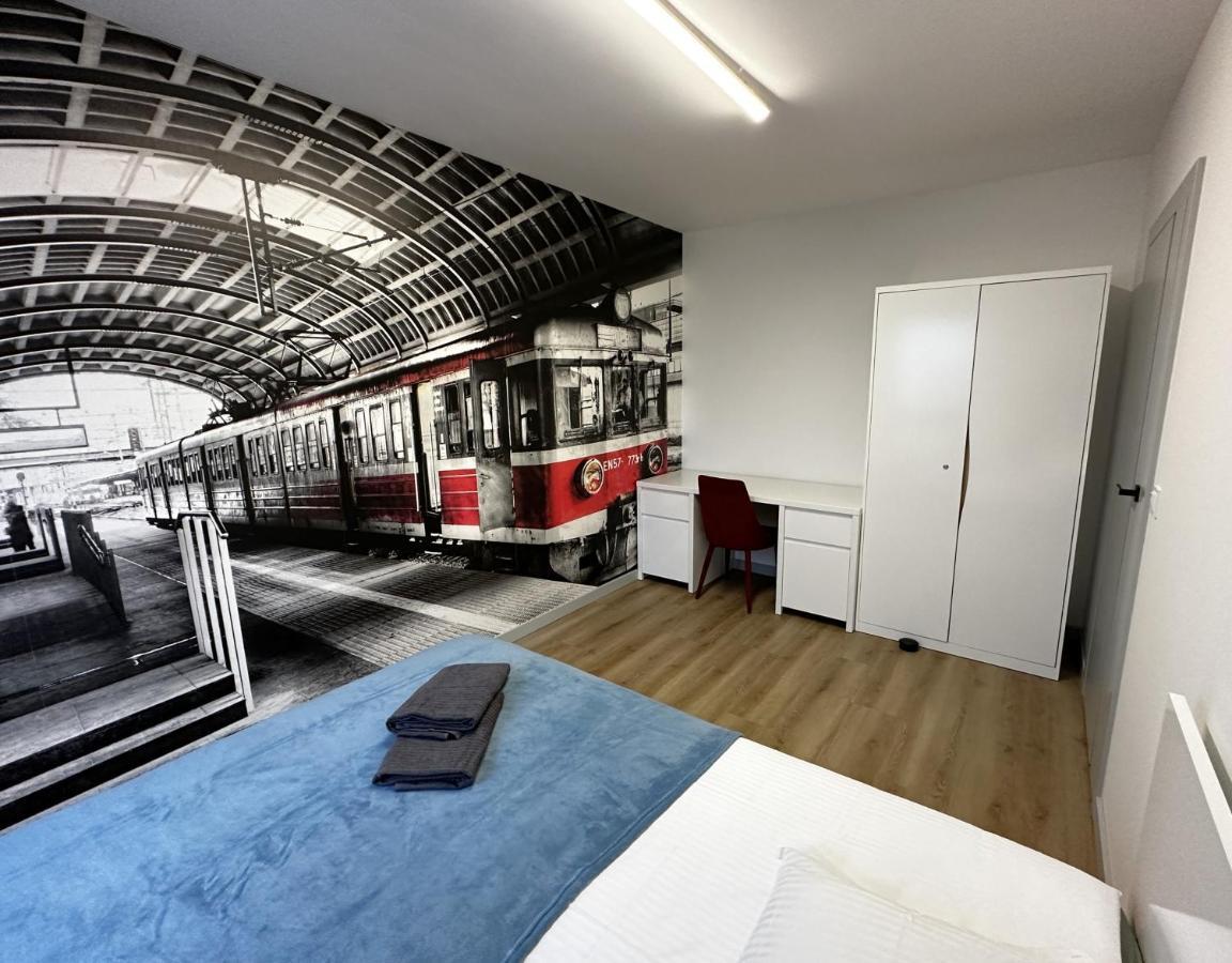 Apartament Lotnisko Chopina Warsaw Airport Esterno foto
