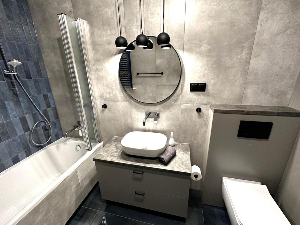 Apartament Lotnisko Chopina Warsaw Airport Esterno foto