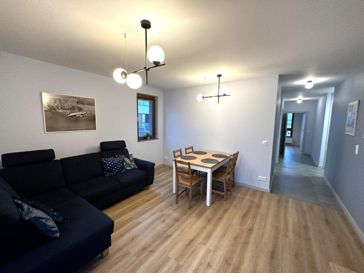 Apartament Lotnisko Chopina Warsaw Airport Esterno foto