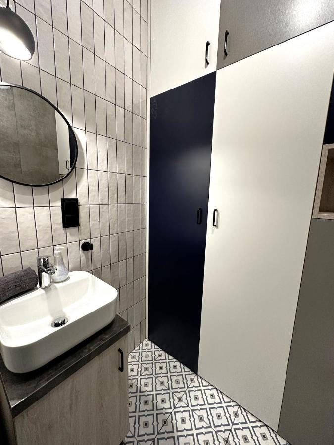 Apartament Lotnisko Chopina Warsaw Airport Esterno foto